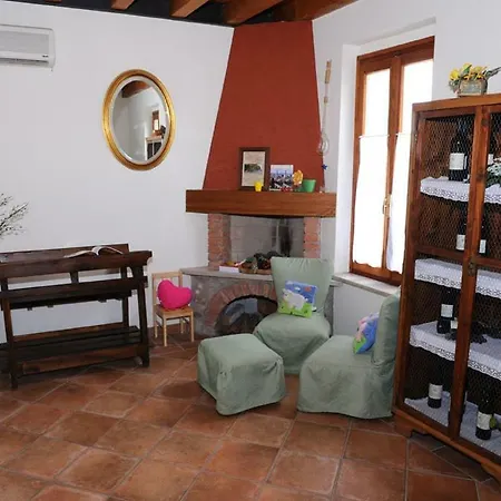 Farm stay Lizzarola Peschiera del Garda